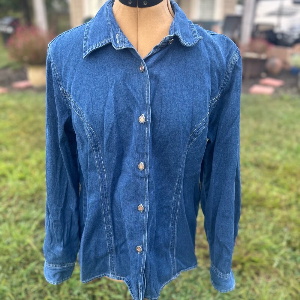 Newton Trading Company denim shirt. Lightweight. Size Large denim button down